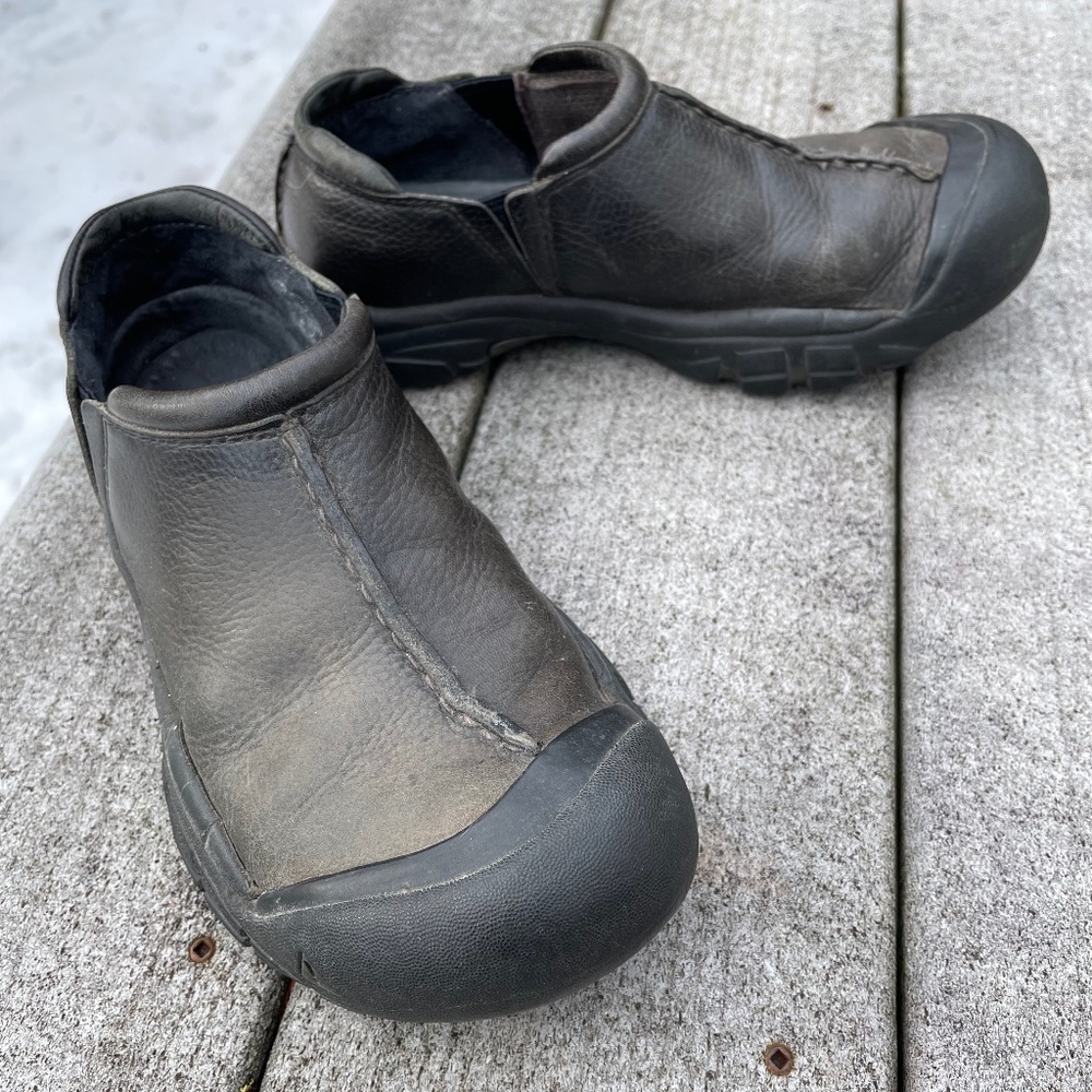 Keen Women's Size 8 Leather Loafers‎ Slip On Flats Comfort Shoes Vintage